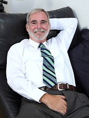 Older businessman undress his suit and show us his hairy rod