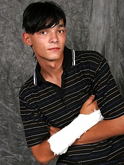 Cute brunette twink shoots a load