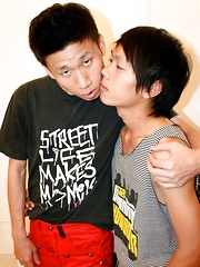 Japanese boy Ken pounded Masumis ass