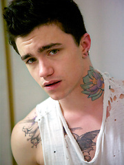 Jake Bass and Tommy Defendi fuck scene