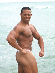 Superstrong bodybuilder Emilio Santana