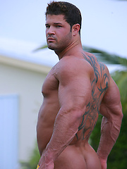 Well muscled body of sexy man named Kurt Beckmann