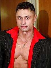 Ben Johnson shows muscled cock