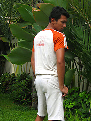 Hot Gene strips outdoors