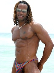 Muscled black man jacking off his big cock