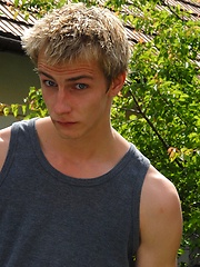 Sexy boy showing his nakeed body without shy