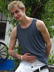 Sexy boy showing his nakeed body without shy