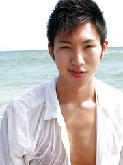 Sexy boy from Tokyo Leo Oda