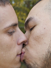 Jonas and Maikel outdoor barebacking