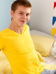 Eugene Small shows his body and masturbates big dick