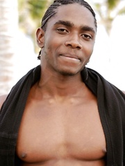 Well-muscled black hung jerks off