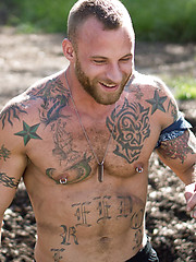 Mitch Vaughn and Derek Parker fucking outdoor