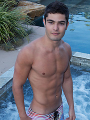 Tanner is a straight 20-year old who is pretty smooth
