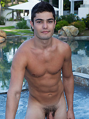 Tanner is a straight 20-year old who is pretty smooth
