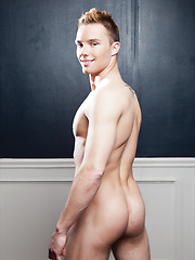 Michael Lucas breaks in Grayson Palmer