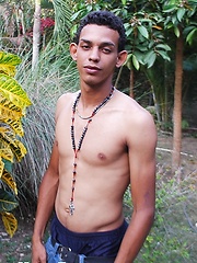 Pablo is a very sexy young Latino