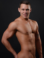 Tate Ryder Fucks Bryce Evans