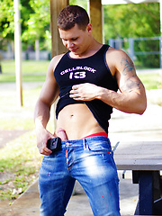 Tate Ryder Fucks Bryce Evans