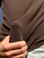 JESSIE CLINTON SUCKS HIS OWN COCK