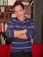 Sexy Stanley Klyne spreads his beautiful asshole.