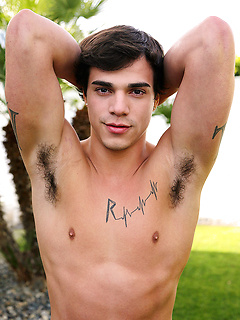 gay porn Levi Karter