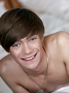 gay porn Noah Matous